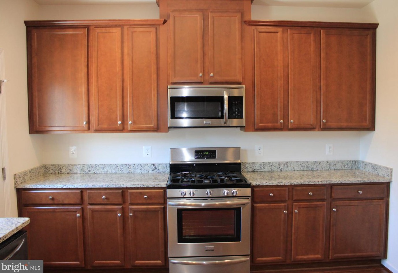 22972 Foxglove Way, California, MD 20619-4242