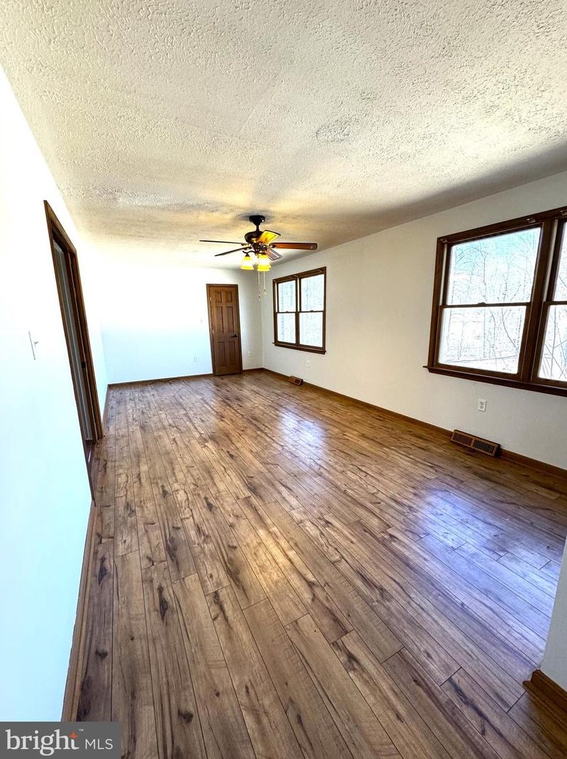 27052 Oxley Dr, Mechanicsville MD 20659-5803 exterior