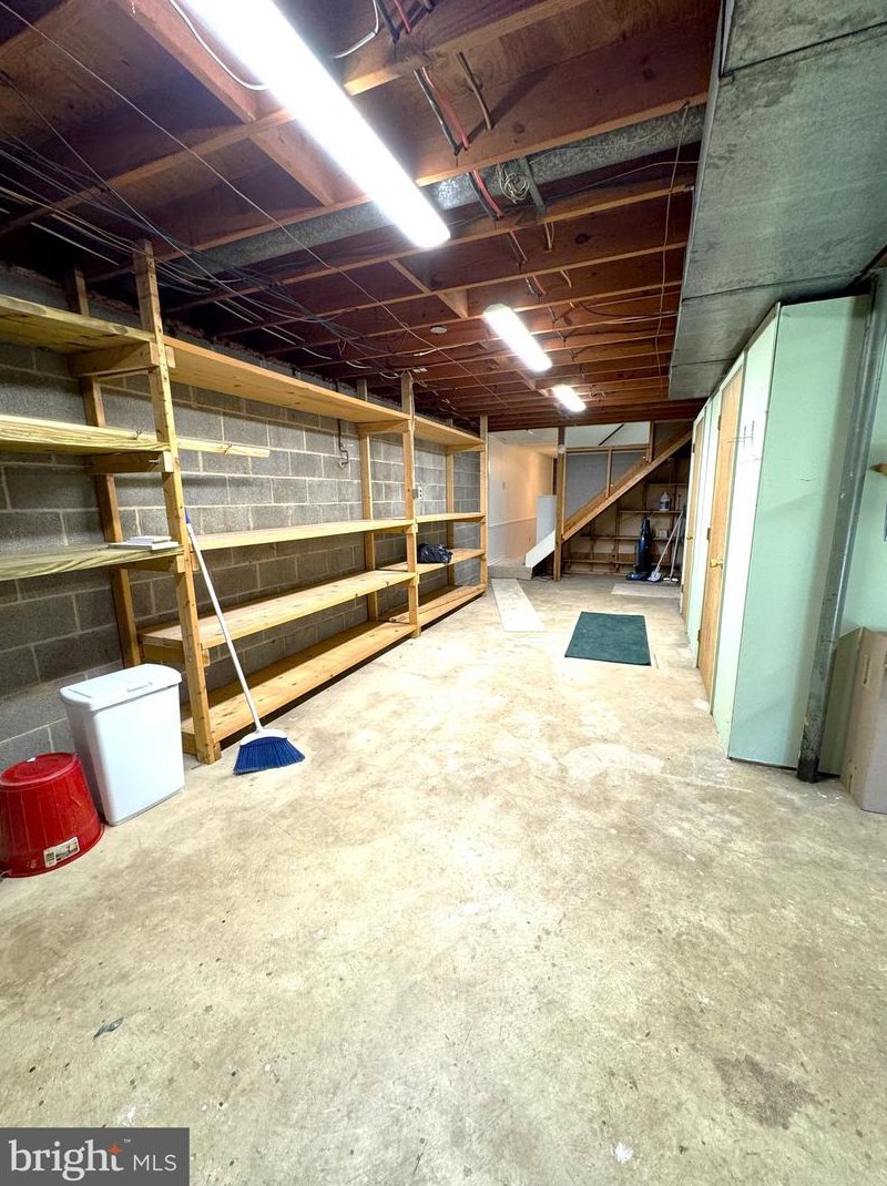 27052 Oxley Dr, Mechanicsville MD 20659-5803 exterior