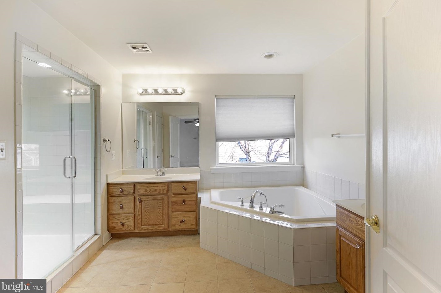 46991 Pembrooke St, Lex Pk MD  20653-8222 exterior