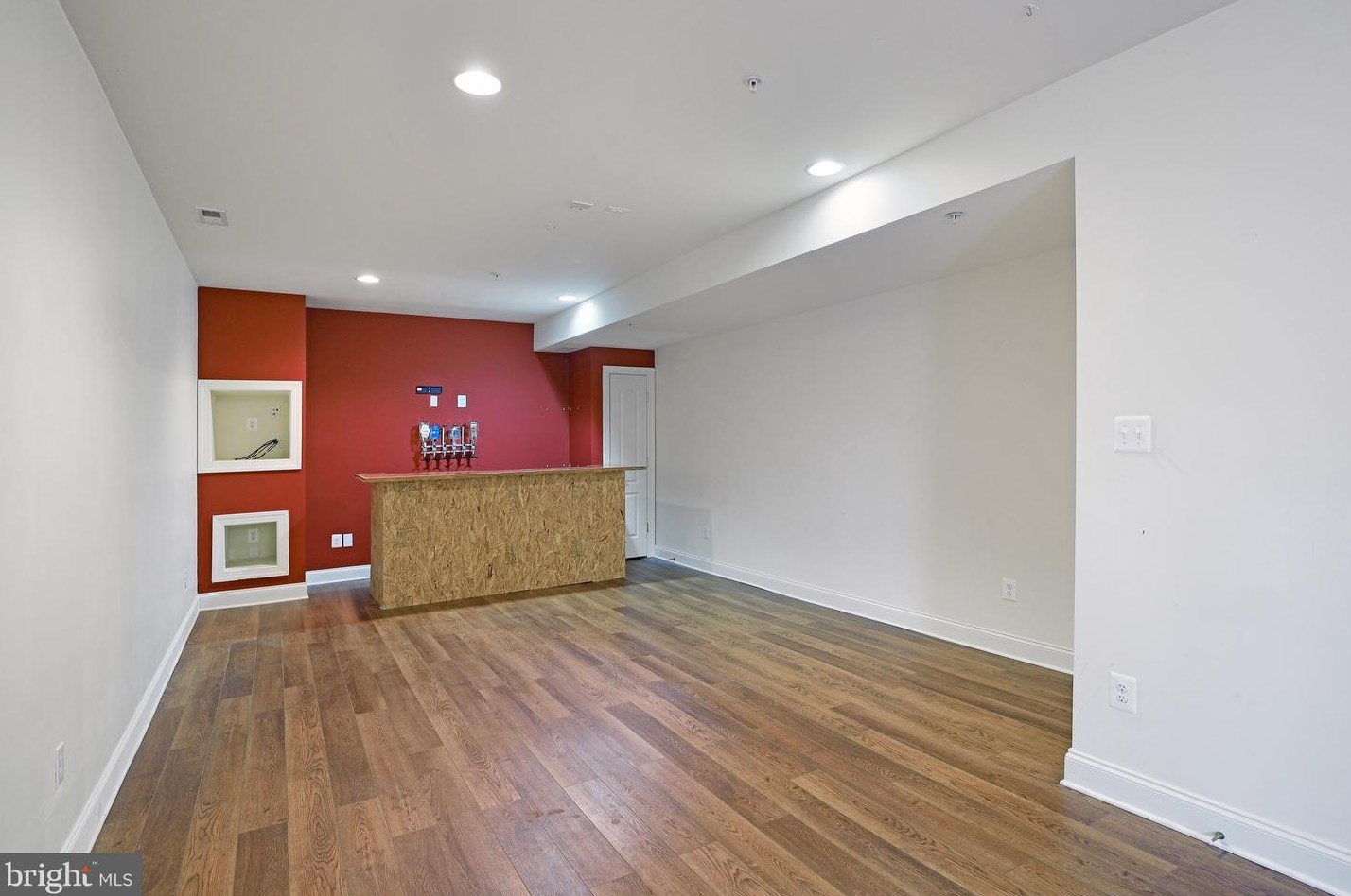 46991 Pembrooke St, Lex Pk MD  20653-8222 exterior