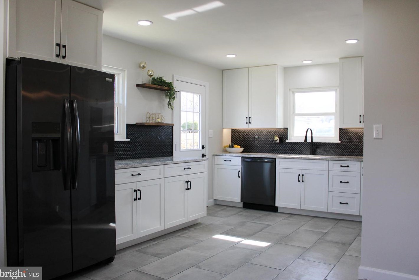 24440 Morgan Rd, Hollywood, MD 20636-2013