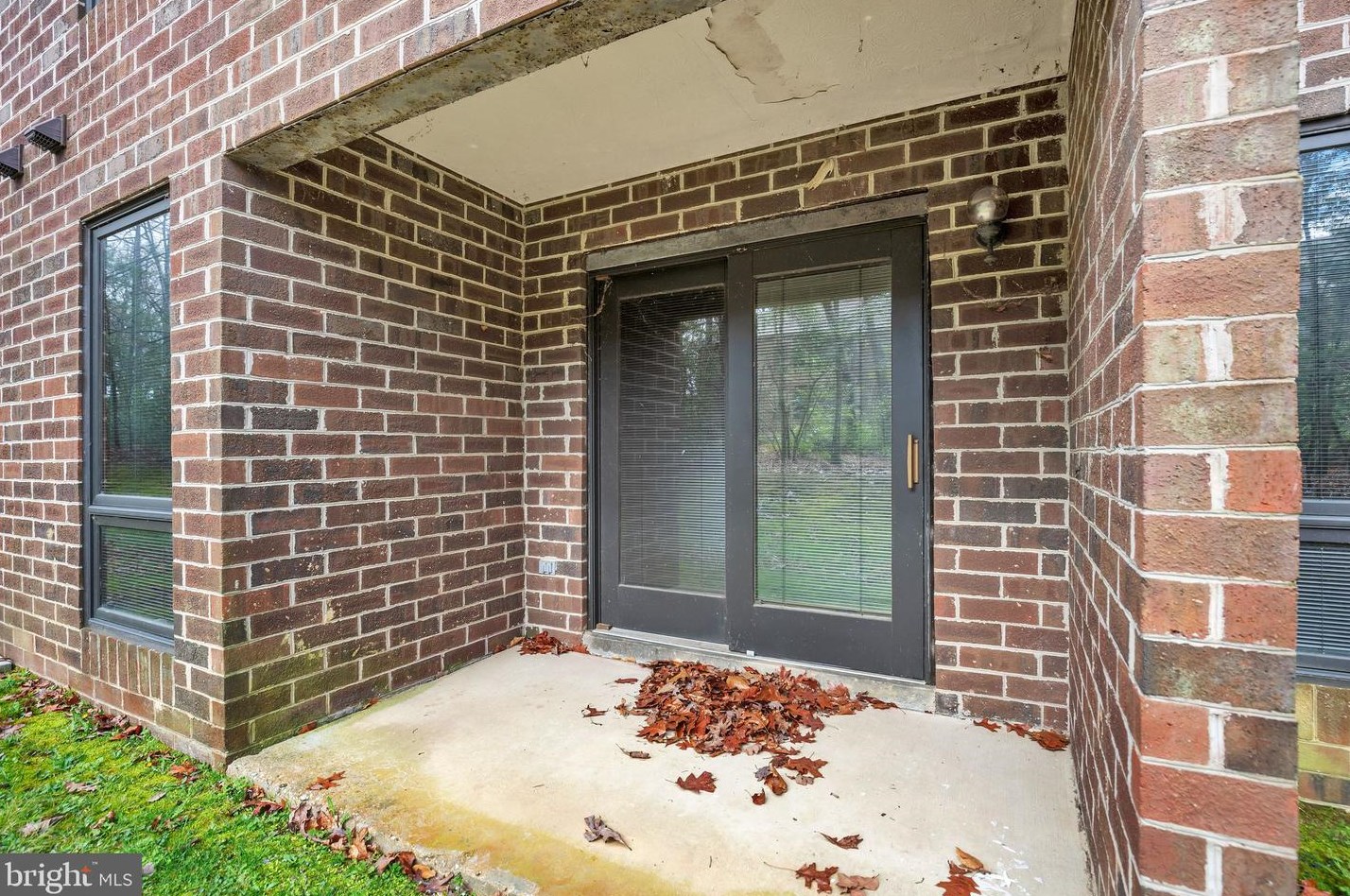 23242 Chestnut Oak Ct, California MD  20619-2026 exterior