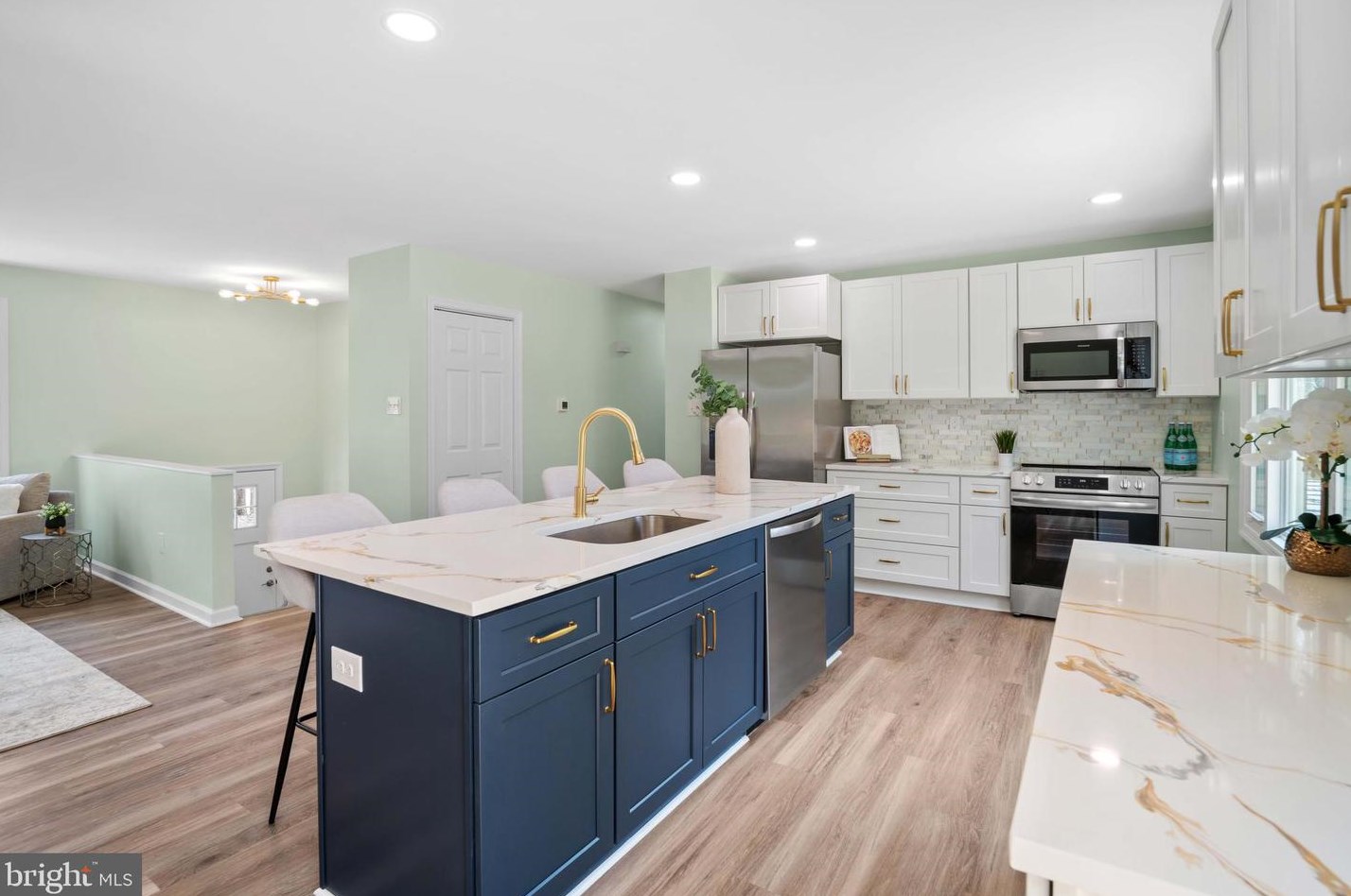 29725 Vincent Cir, Mechanicsville MD  20659-2208 exterior