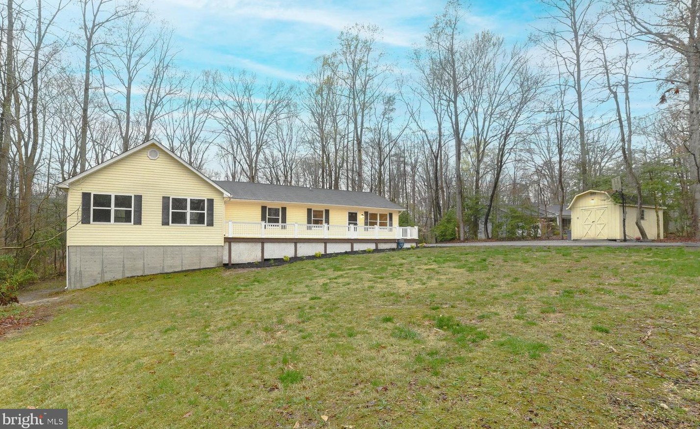 36910 W Lakeland Dr, Mechanicsville, MD 20659