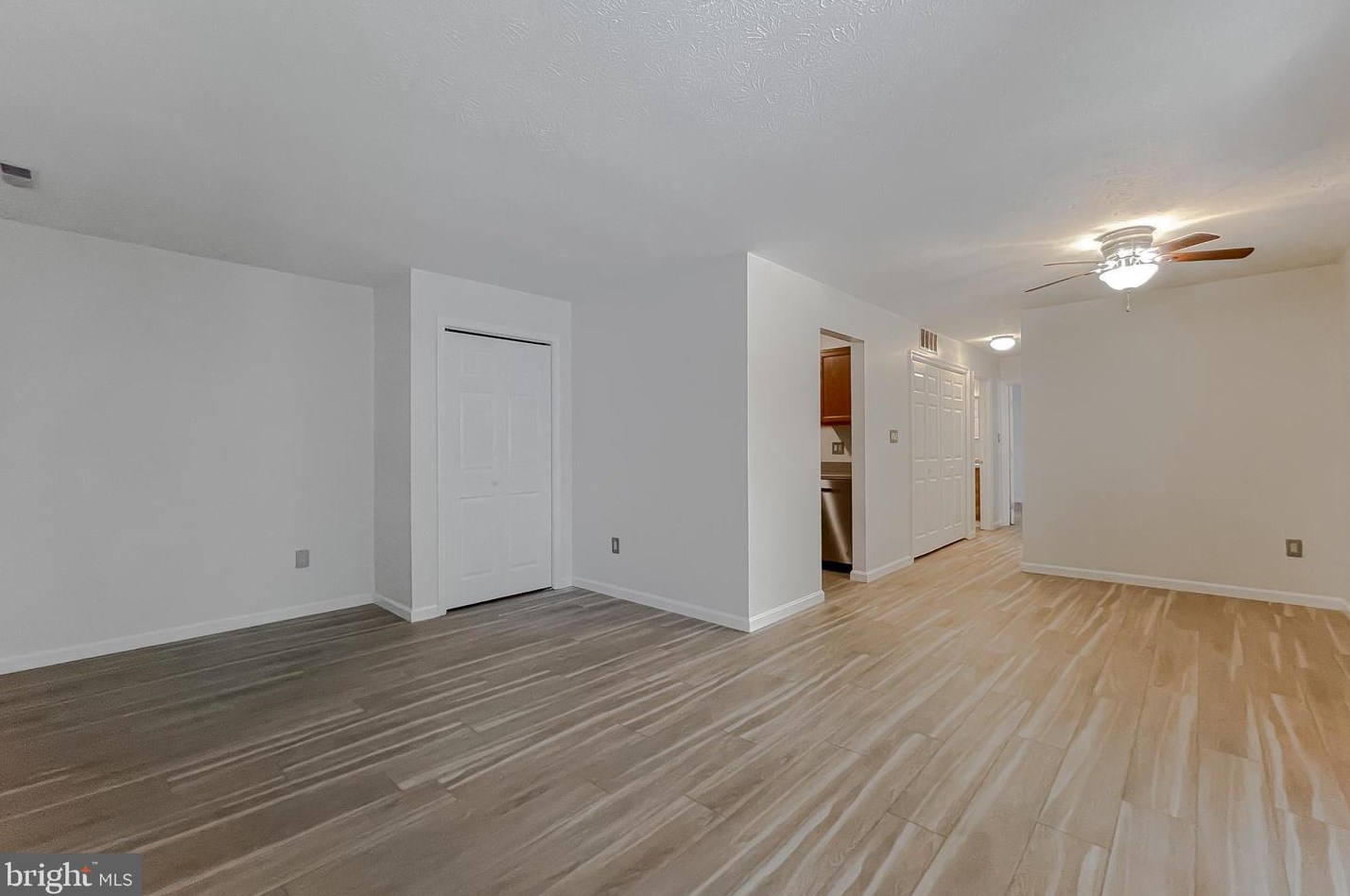 23241 Rosewood Ct, California, MD 20619-4076