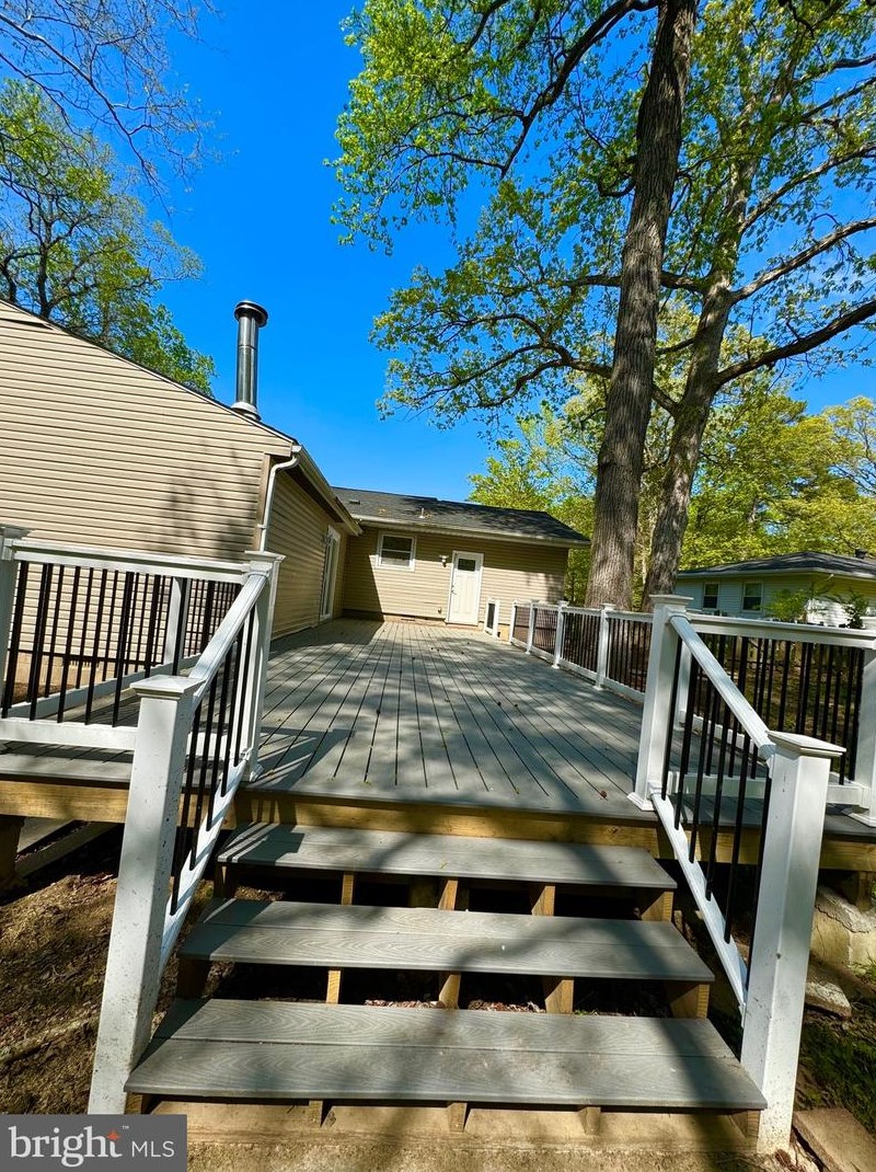 19505 Pt Lookout Rd, Lex Pk MD 20653-3123 exterior