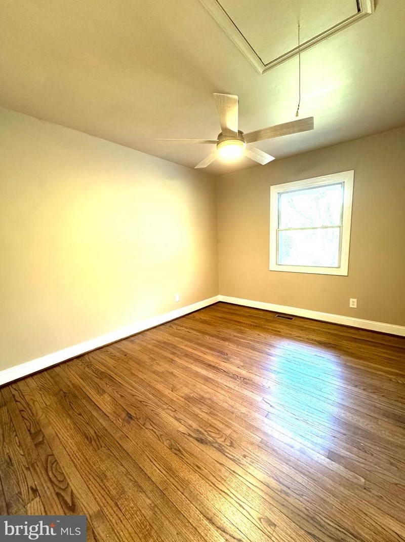 19505 Pt Lookout Rd, Lex Pk MD 20653-3123 exterior