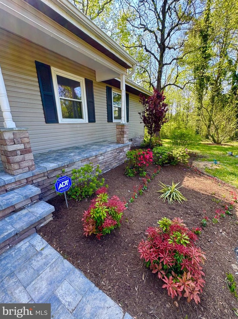 19505 Pt Lookout Rd, Lex Pk MD 20653-3123 exterior