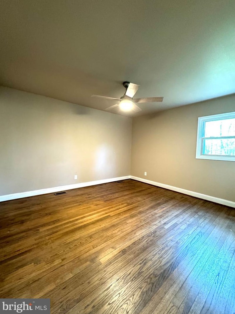 19505 Pt Lookout Rd, Lex Pk MD 20653-3123 exterior