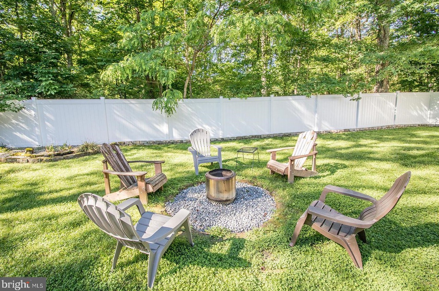 21665 Galatea St, Lex Pk MD 20653-2576 exterior