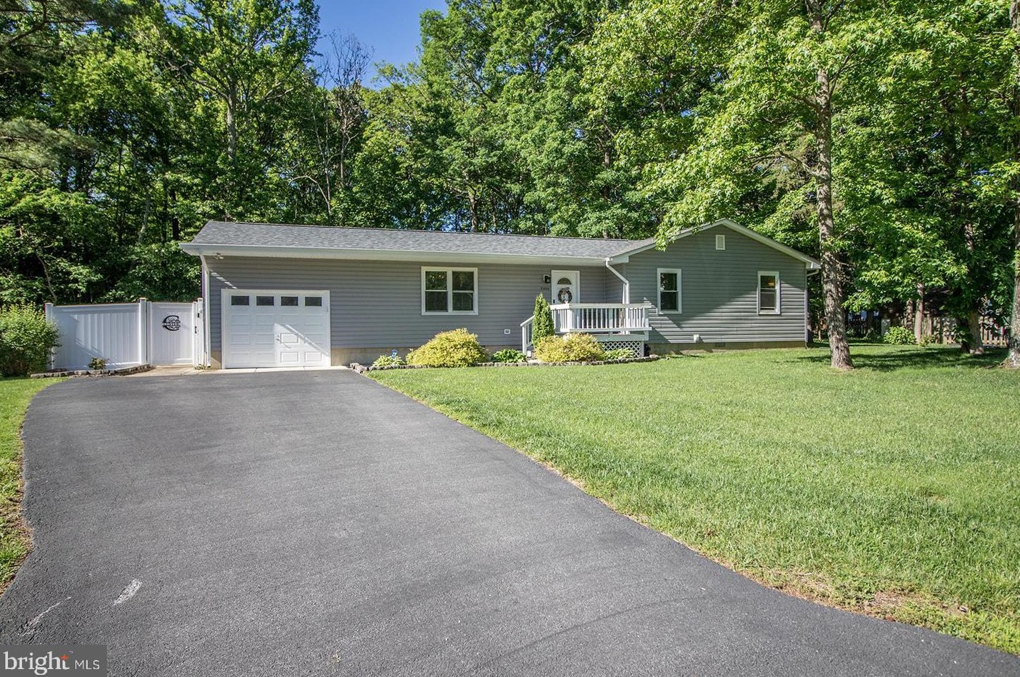 21665 Galatea St, Lex Pk, MD 20653-2550