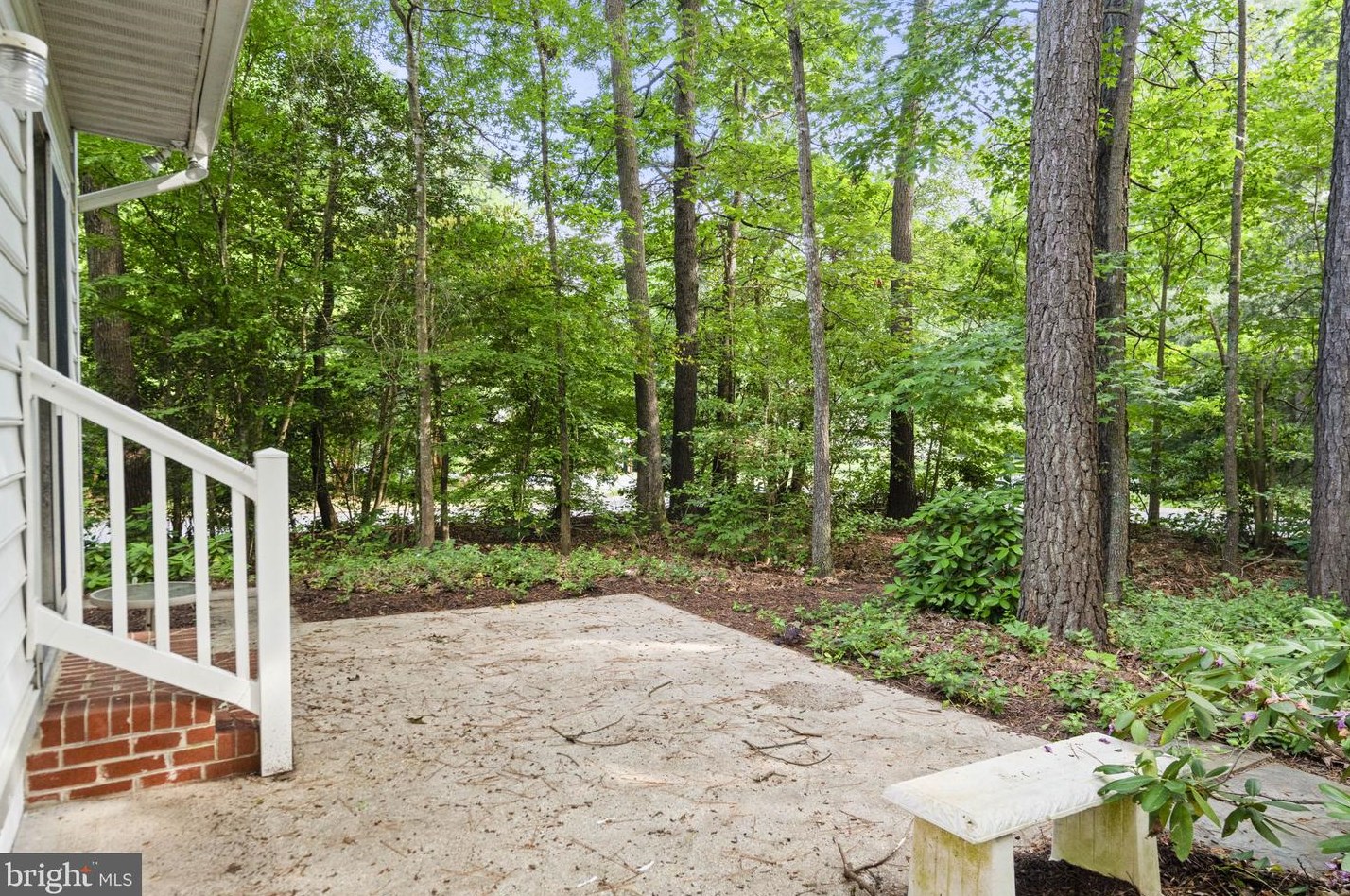 23125 Winterberry Ln, California, MD 20619