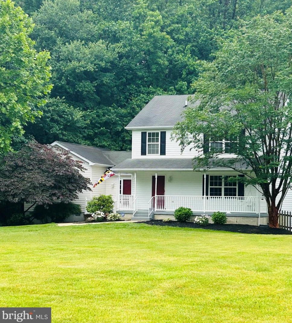 39275 E Cusic Ct, Mechanicsville, MD 20659