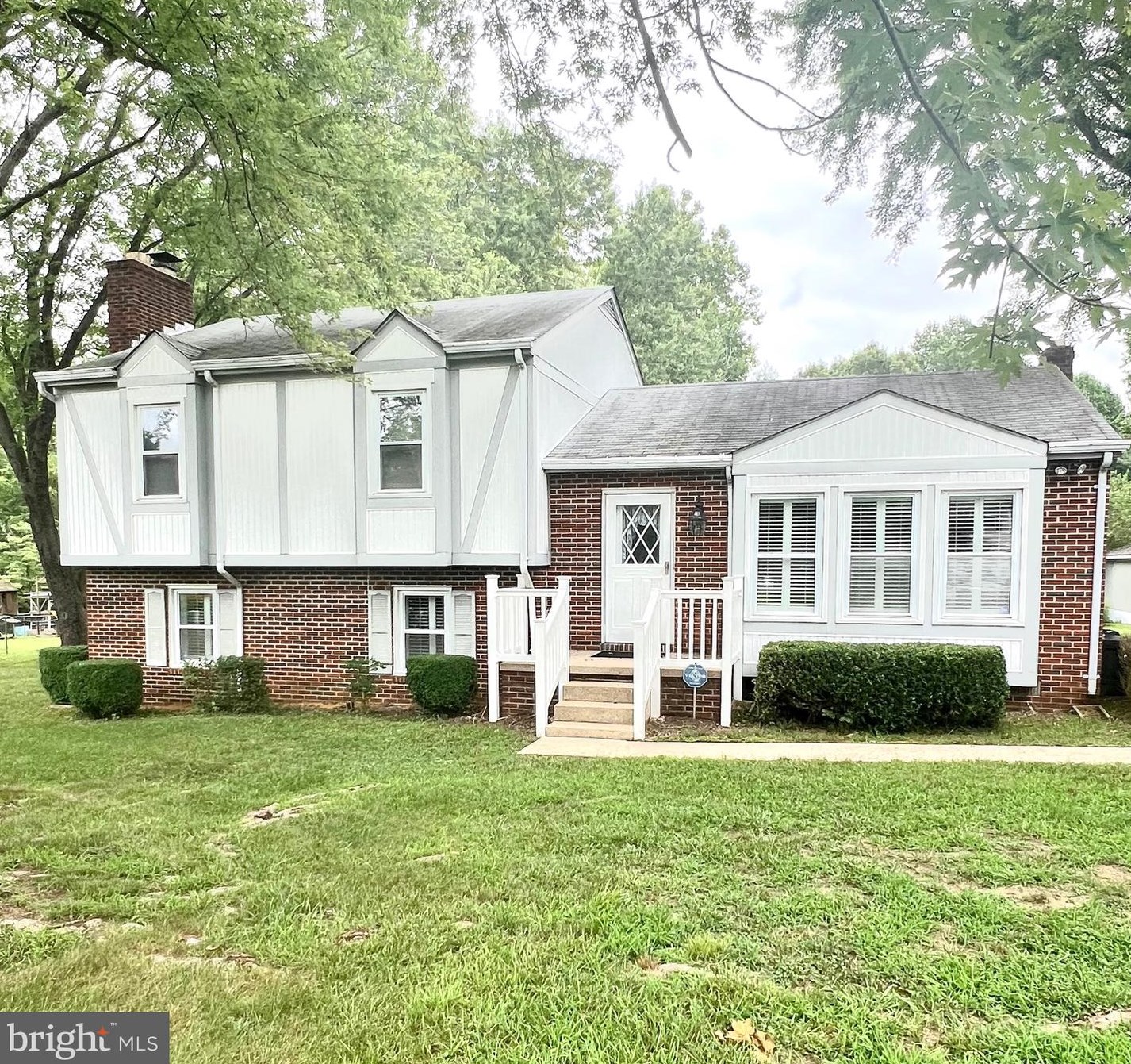 25464 Allston Ln, Hollywood, MD 20636