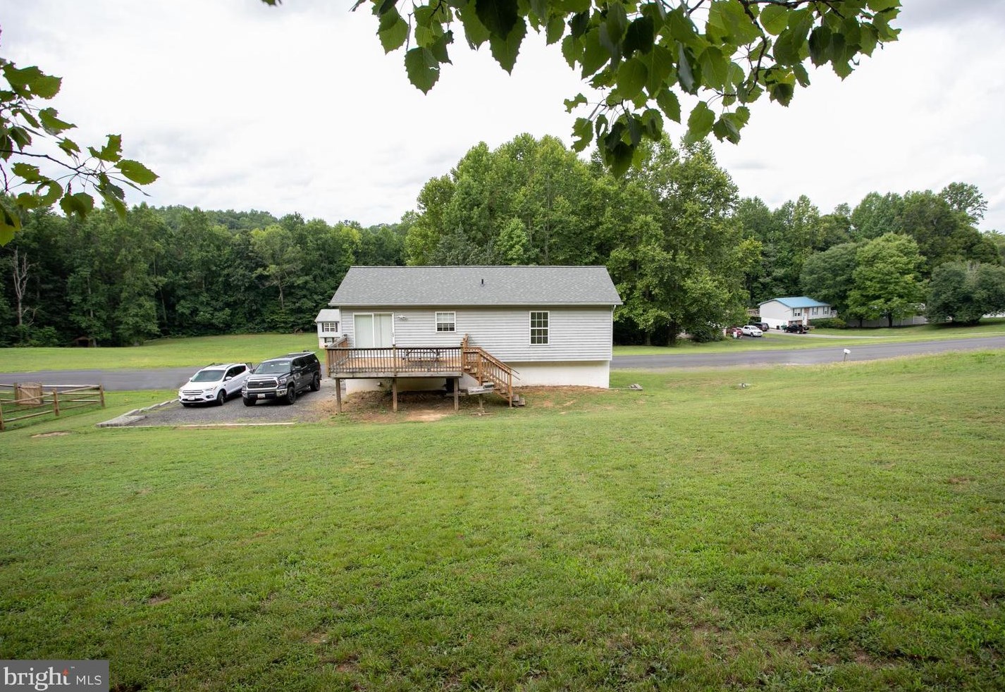 38460 Arlington Dr, Mechanicsville, MD 20659