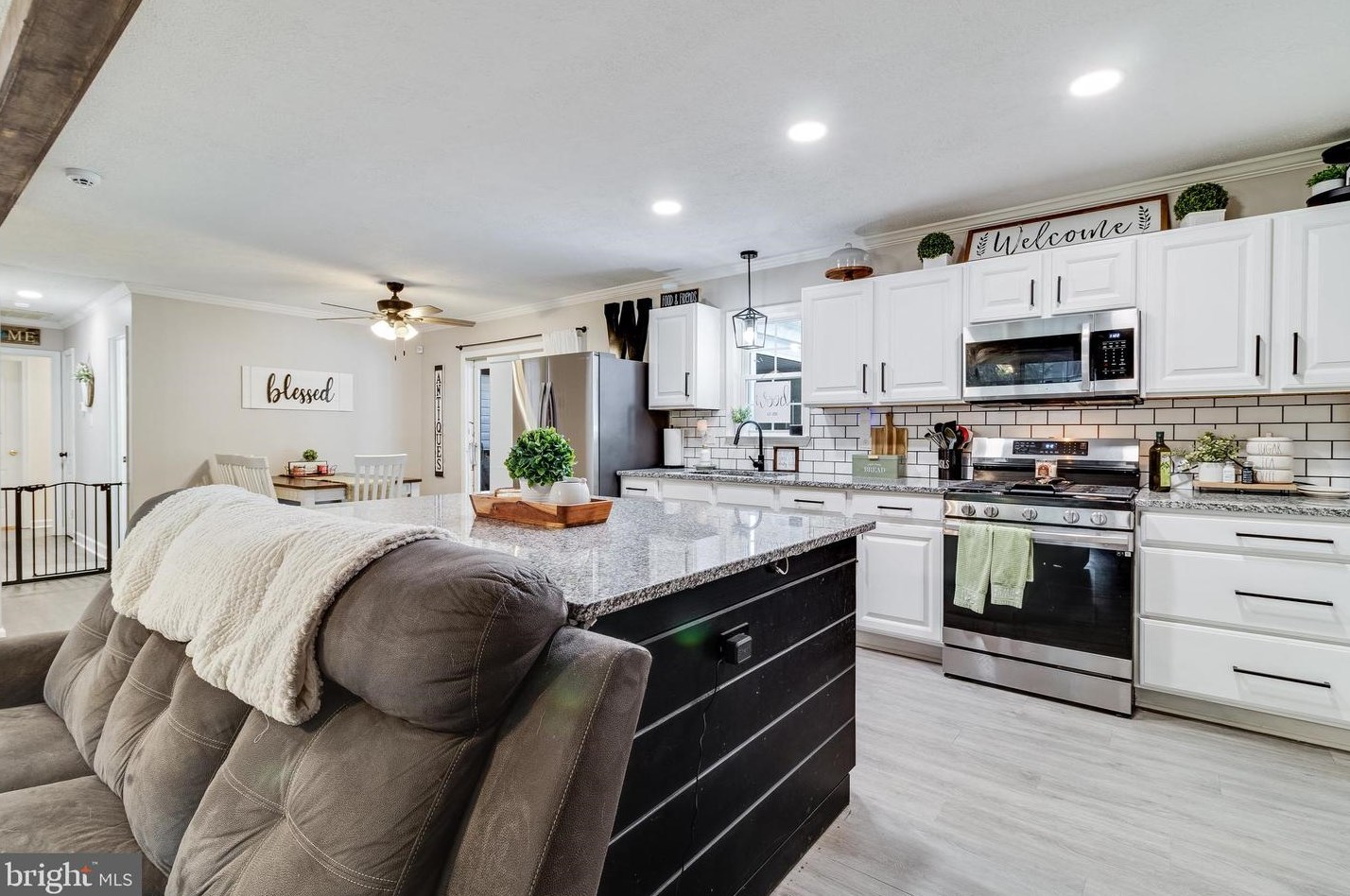 26471 Anne Ct, Mechanicsville, MD 20659