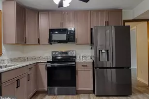 23041 Ash Ct, California, MD 20619 - Photo 16