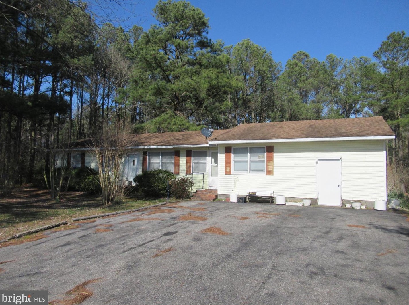 27346 Phoenix Church Rd, Marion, MD 21838-2638