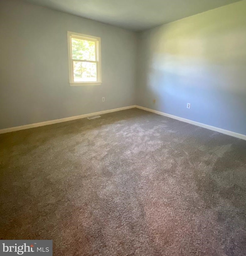 12073 Crisfield Ln, Princess Anne MD  21853-2119 exterior