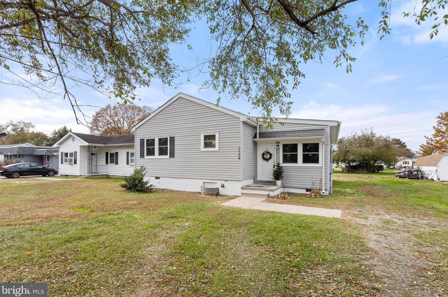 12106 College Pl, Princess Anne MD  21853-1448 exterior