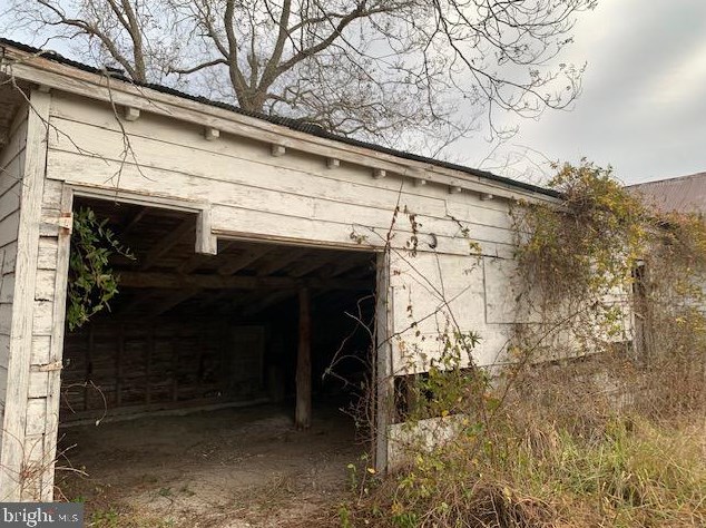 27703 Mt Vernon Rd, Princess Anne MD 21853-3403 exterior