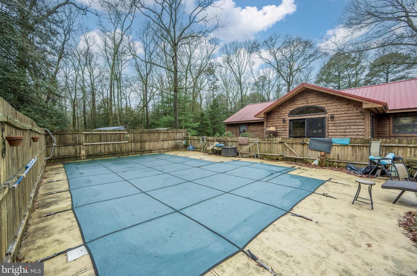 11085 Perryhawkin Church Rd, Princess Anne, MD 21853