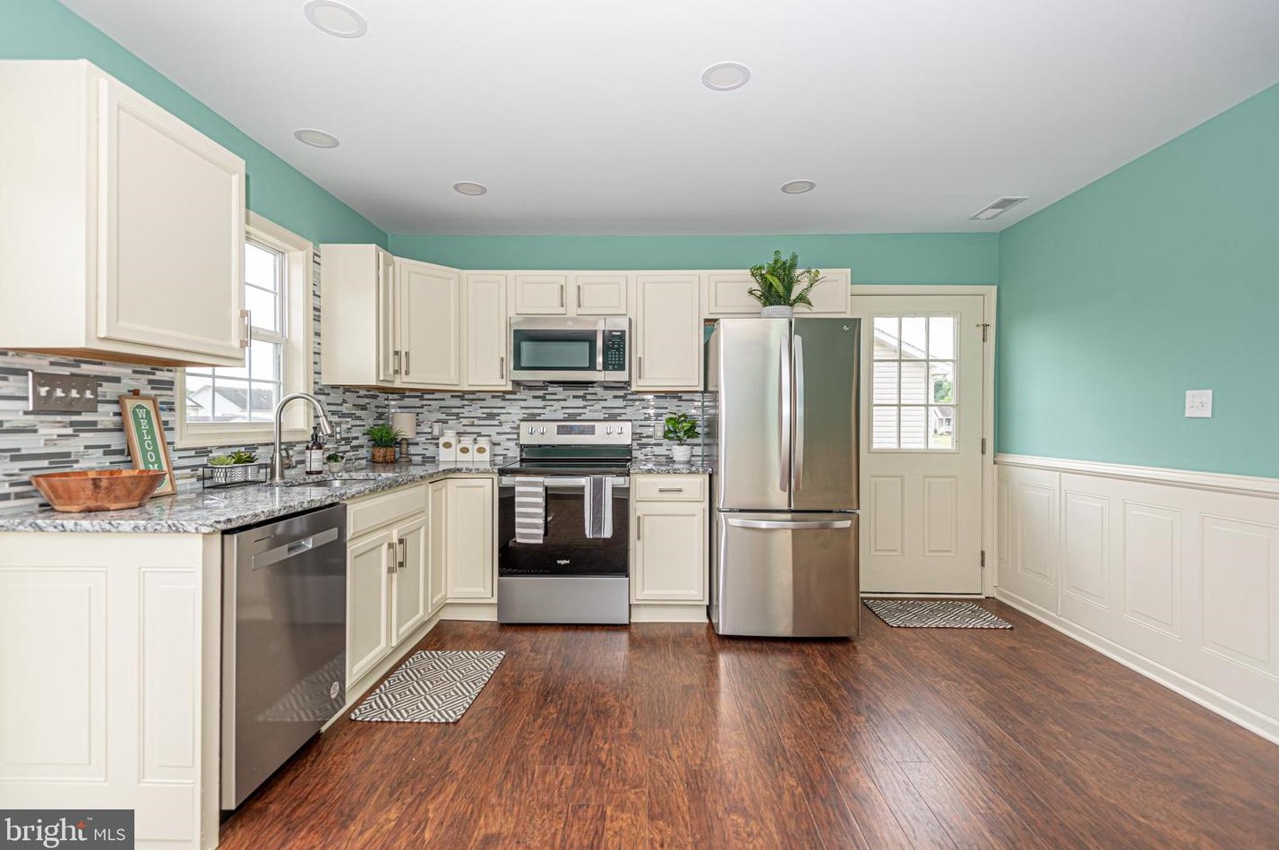 30057 Greenspring Dr, Princess Anne MD 21853-2715 exterior