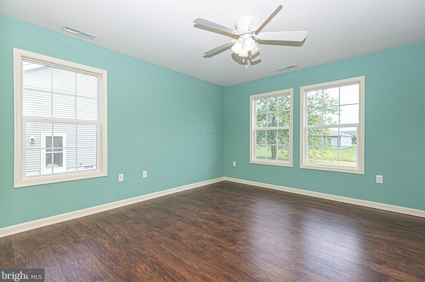 30057 Greenspring Dr, Princess Anne MD 21853-2715 exterior