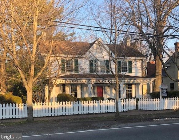 207 Morris St, Oxford, MD 21654-1205