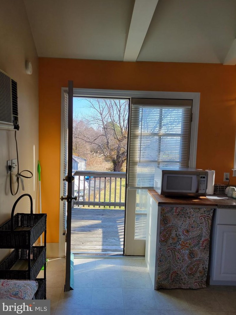 6061 Tilghman Island Rd, Tilghman MD  21671-1231 exterior