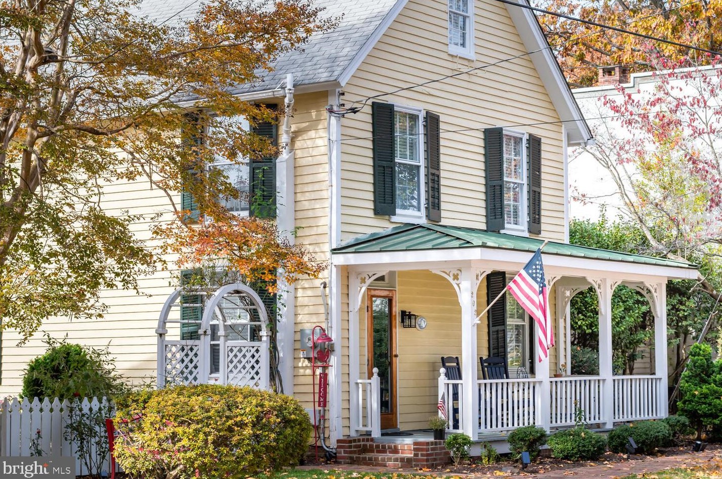 202 Tred Avon Ave, Oxford MD  21654-1027 exterior