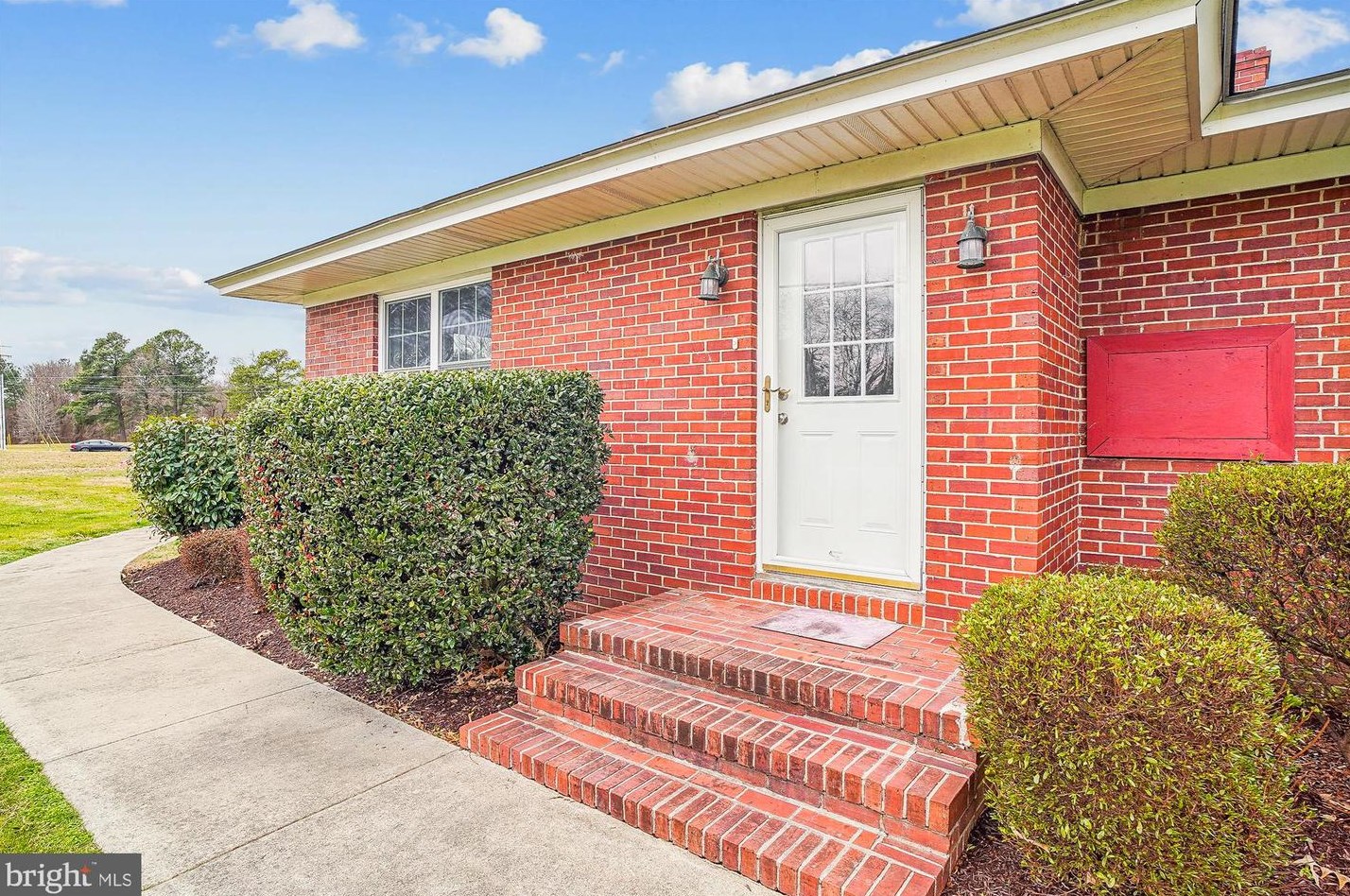 9005 Centreville Rd, Easton MD  21601-7009 exterior