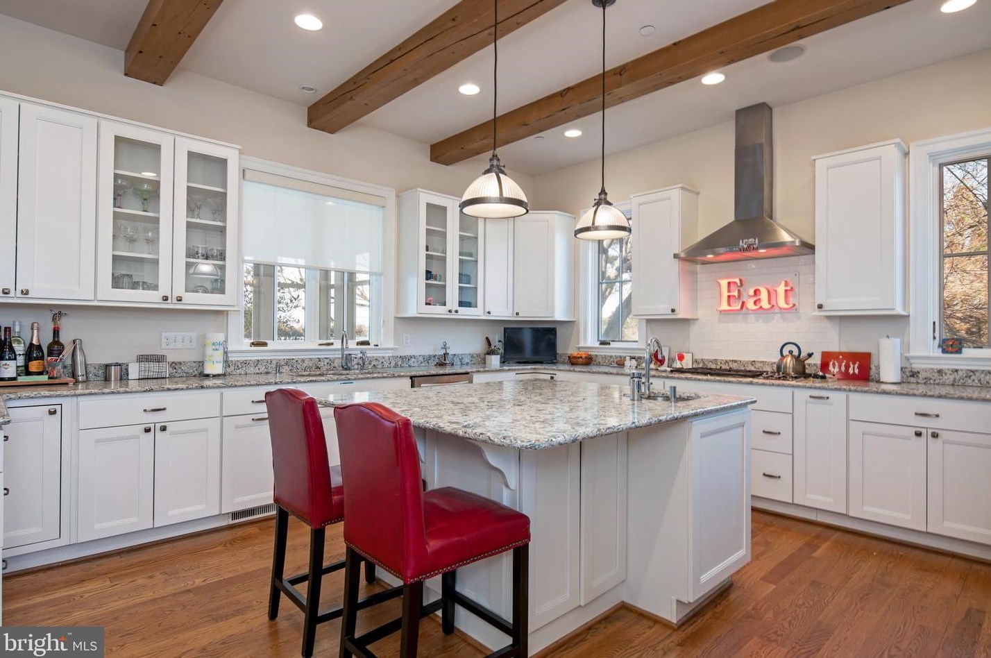 26404 Presquile Dr, Easton MD 21601 exterior