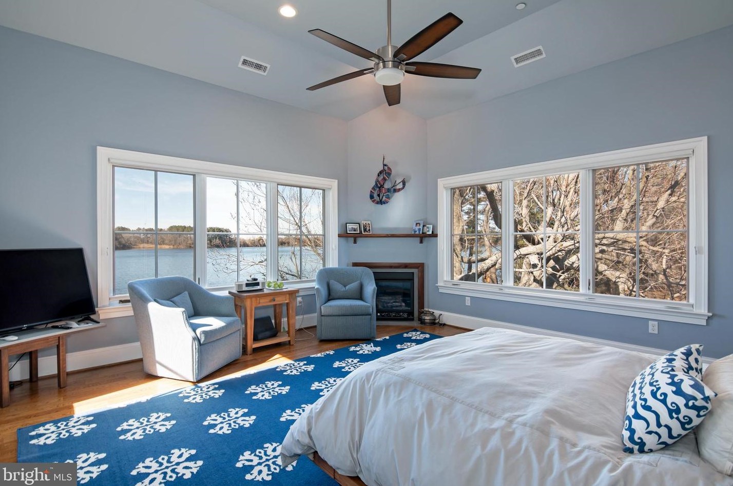 26404 Presquile Dr, Easton MD 21601 exterior