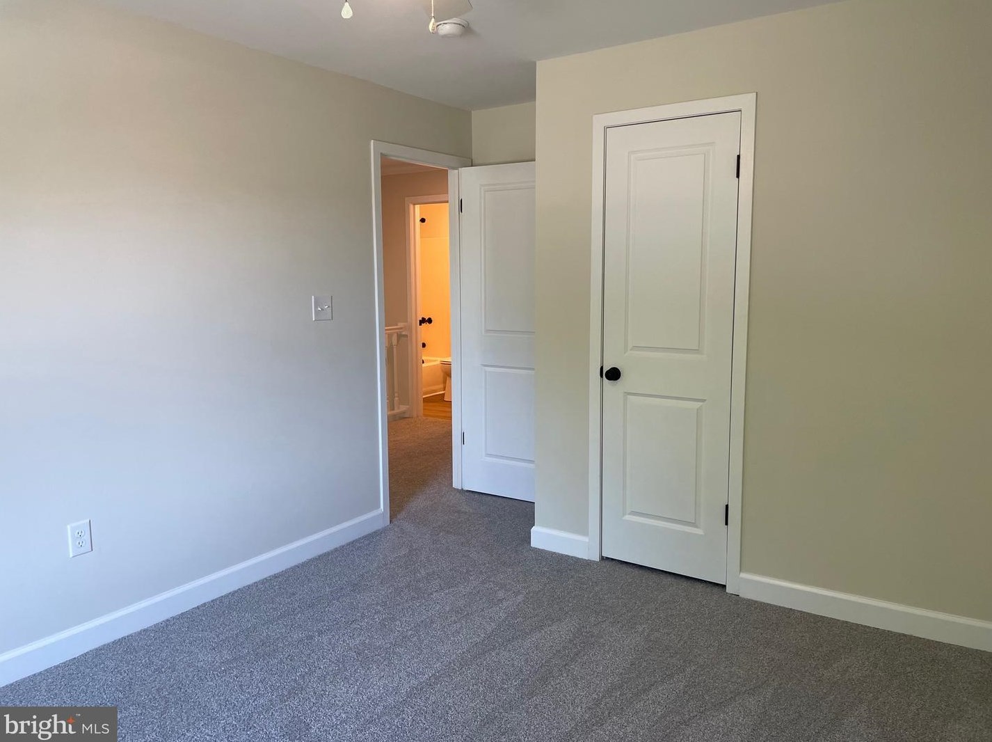 9097 Honeysuckle Dr, Easton MD 21601-6395 exterior