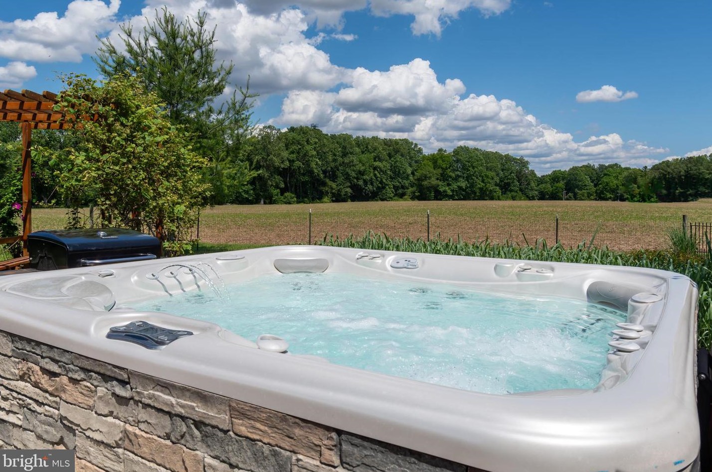 30176 Matthewstown Rd, Easton MD 21601-6402 exterior