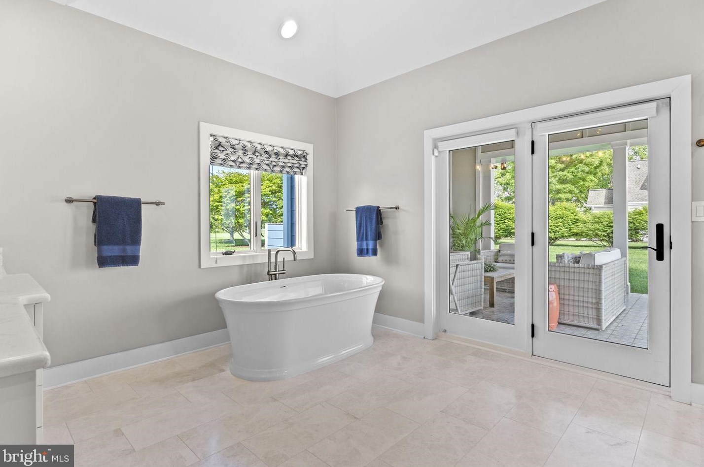 24564 New Post Rd, Saint Michaels MD 21663-2308 exterior