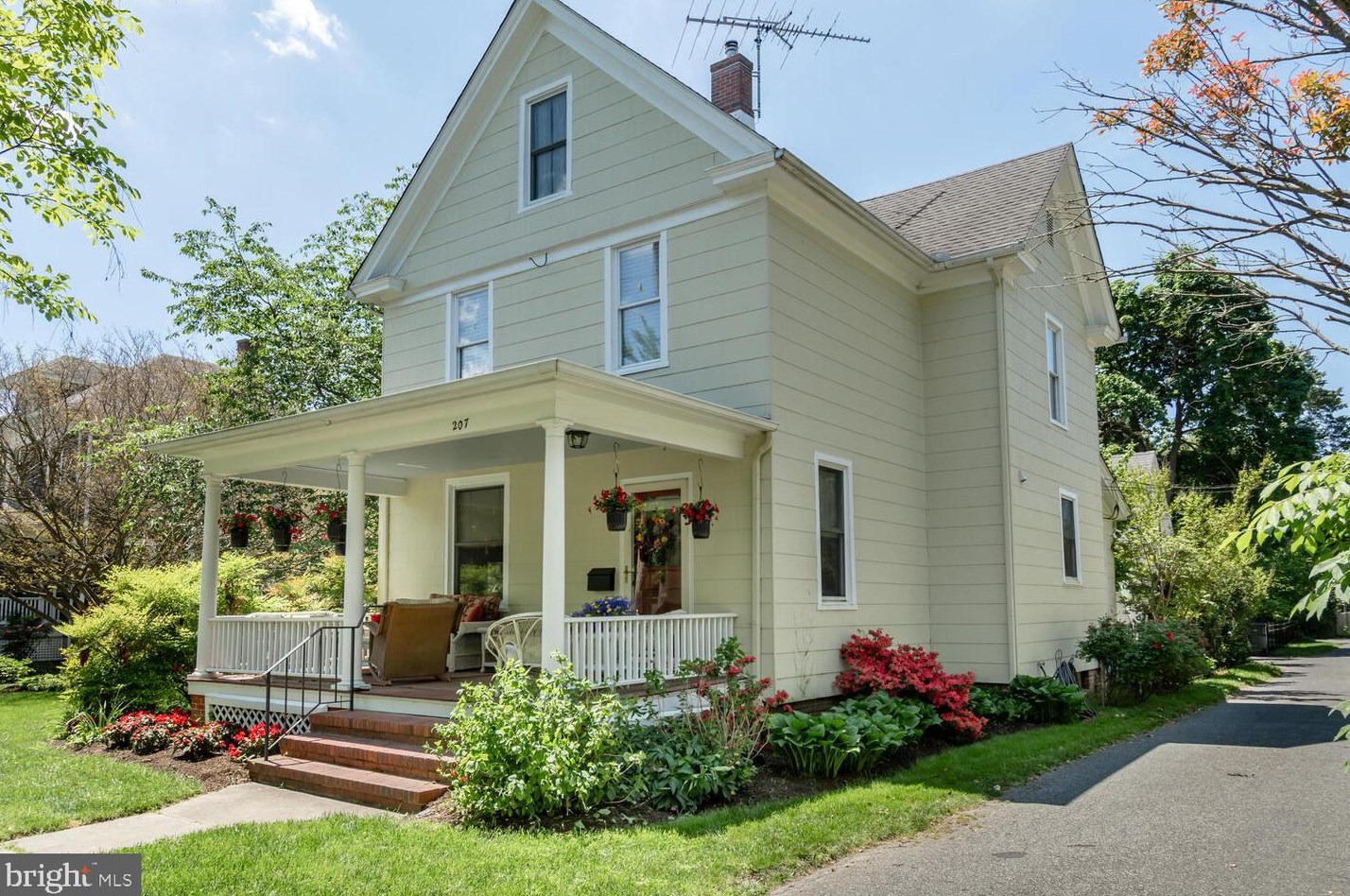 207 Aurora St, Easton, MD 21601-3412