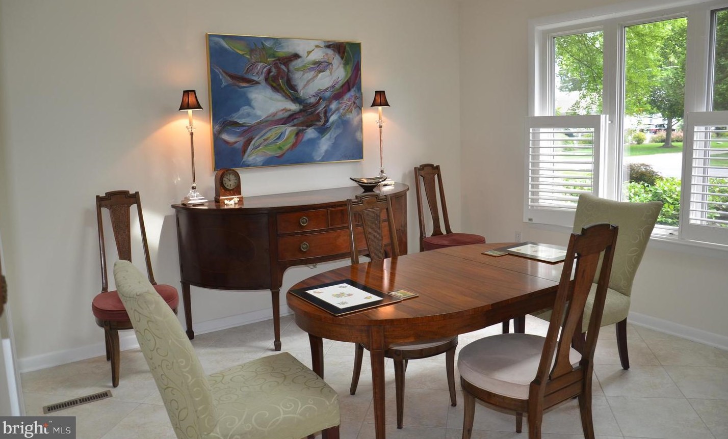 913 Riverview Ter, Saint Michaels MD 21663-2950 exterior