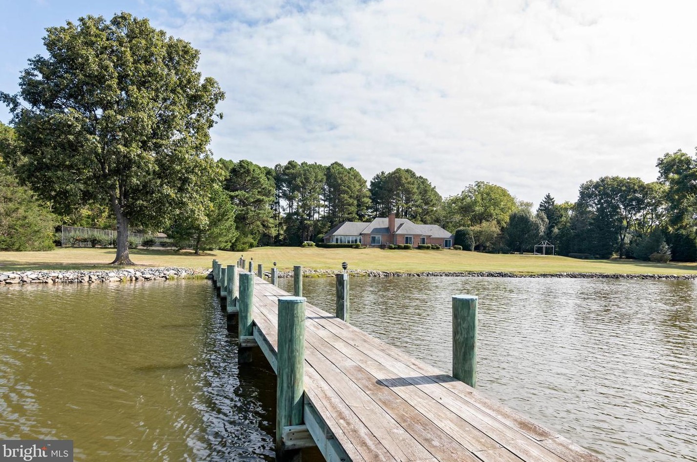 9338 Bantry Rd, Easton MD 21601-5715 exterior