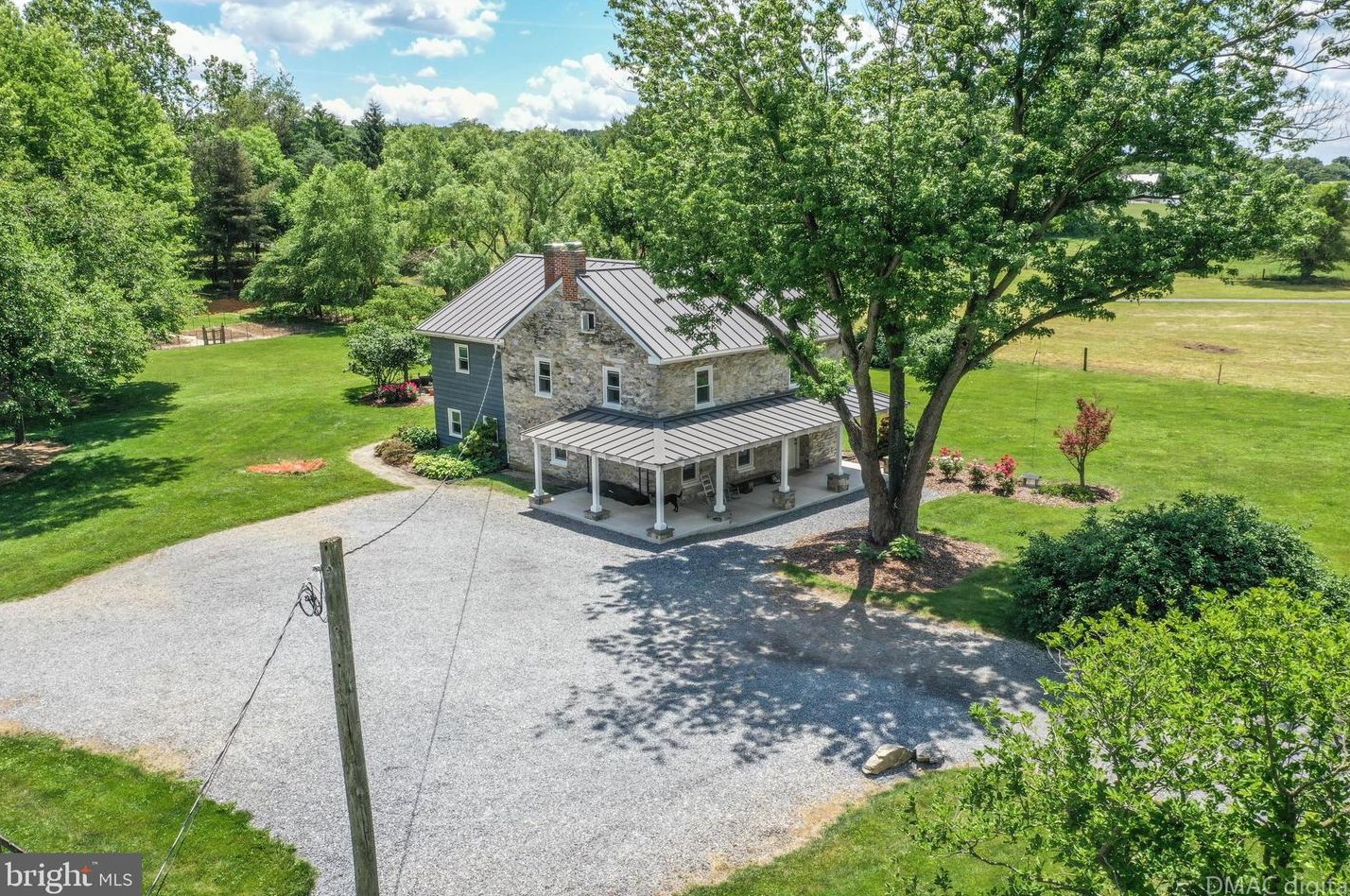 11219 White Hall Rd, Smithsburg, MD 21783
