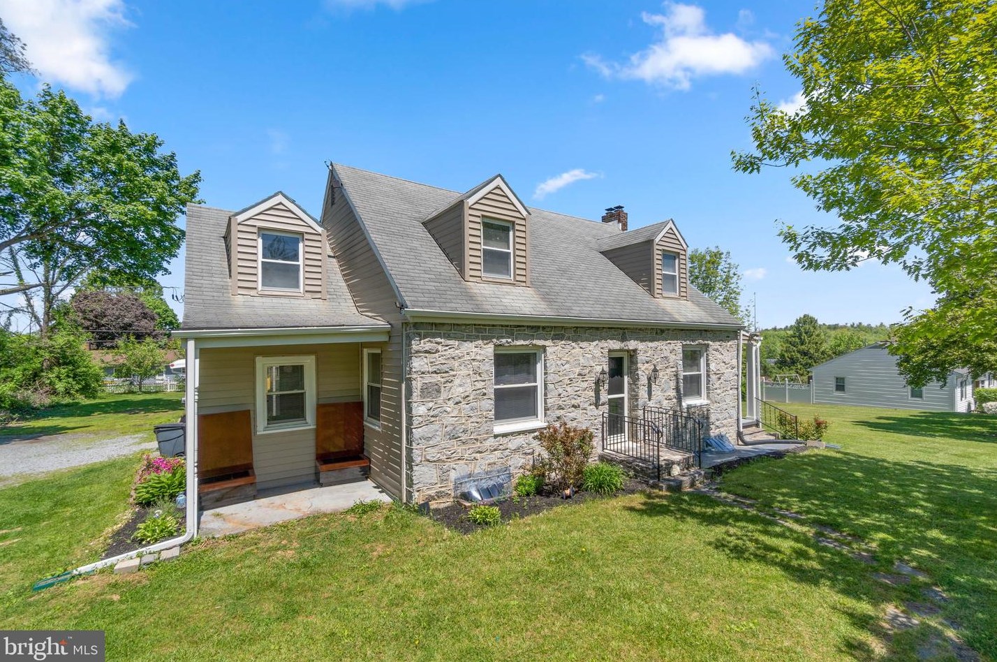 16830 Virginia Ave, Williamsport, MD 21795