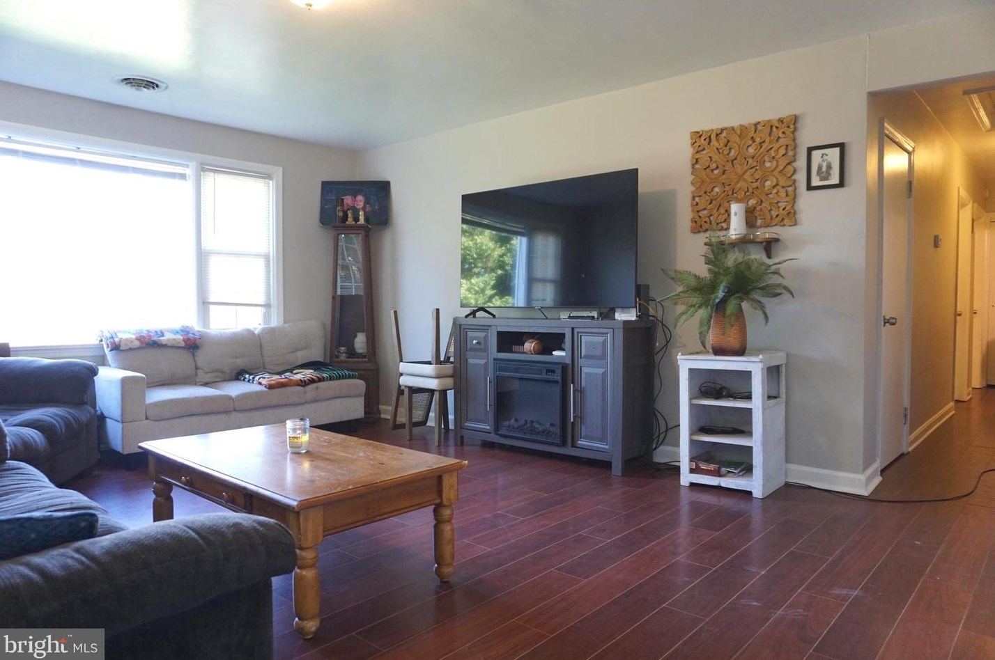 20908 Twin Springs Dr, Smithsburg, MD 21783