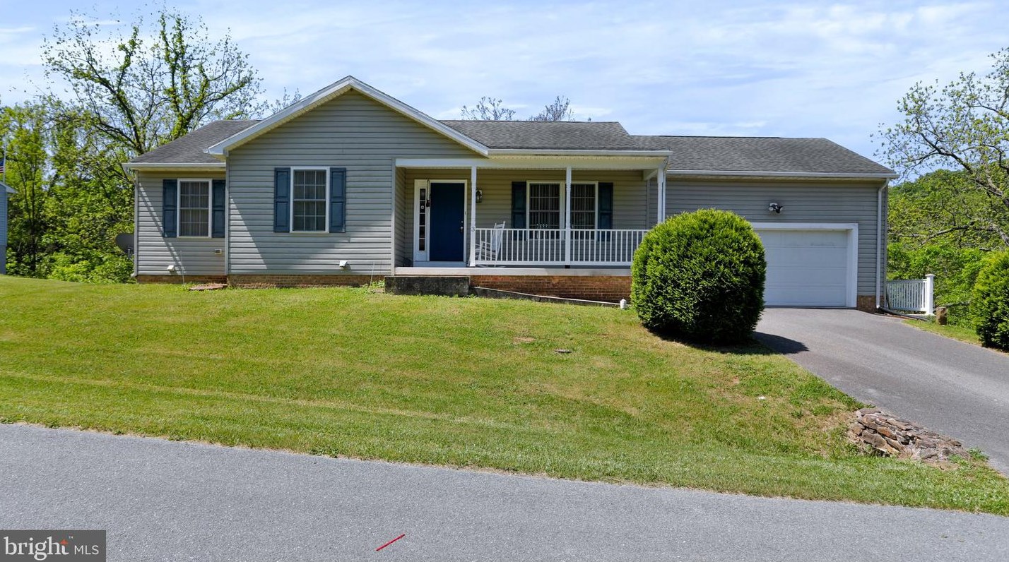 3 Sable Run Rd, Hancock, MD 21750