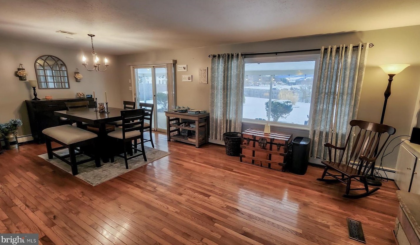 11959 Comanche Dr, Smithsburg, MD 21783