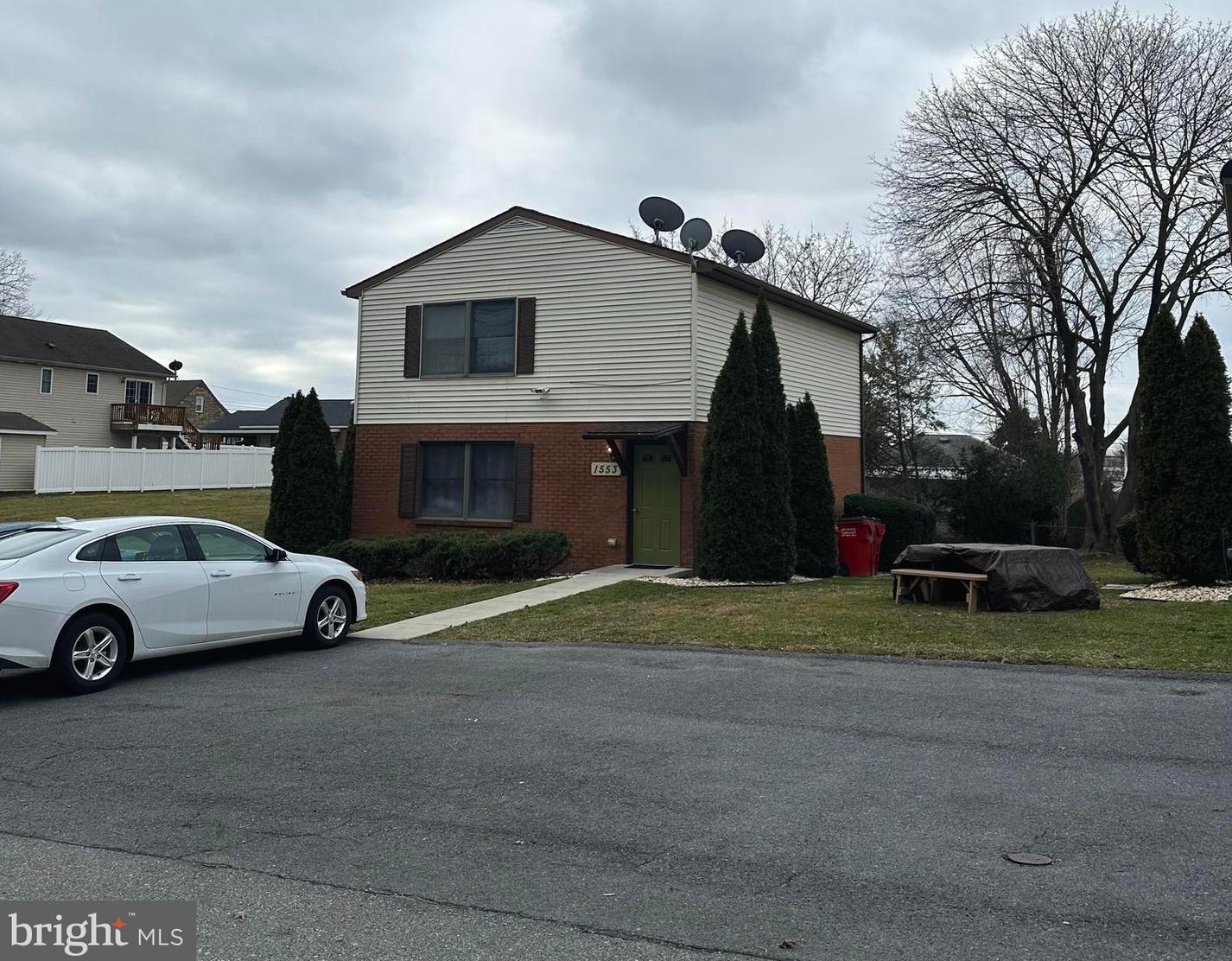 1553 Crest View Ave, Hagerstown, MD 21740