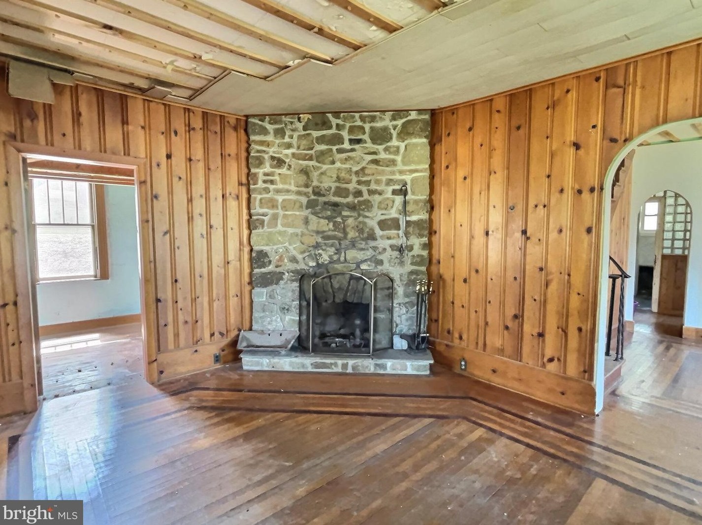 14714 Hilltop Rd, Highfield, MD 21719