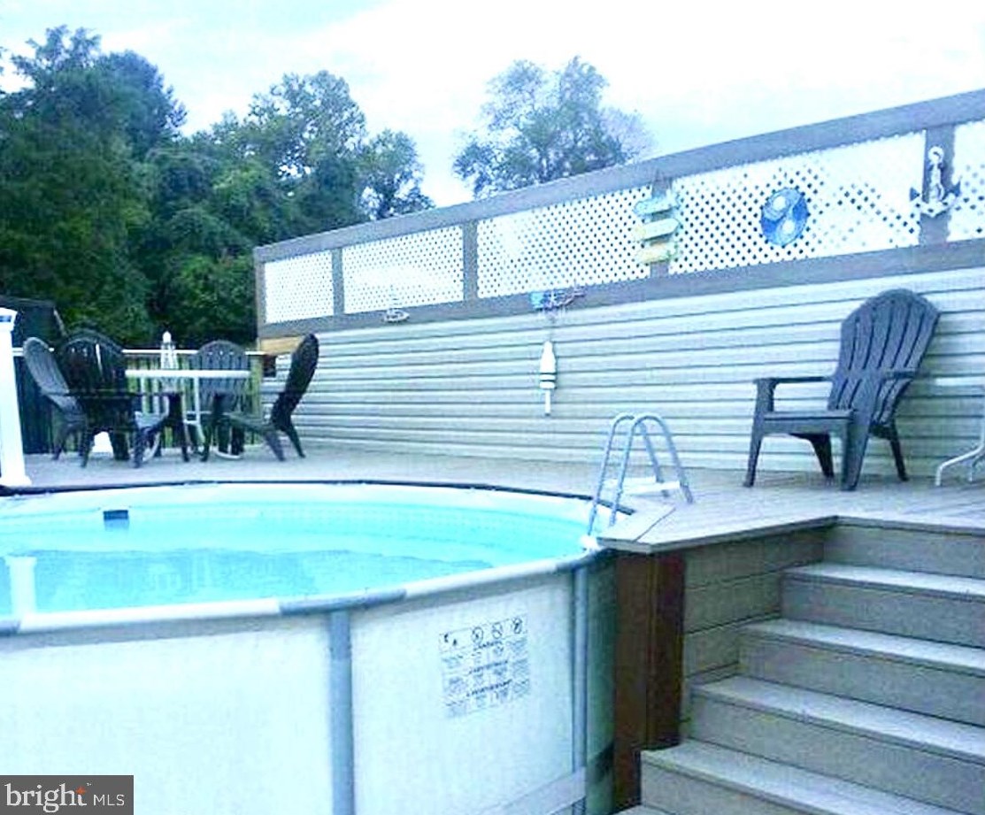 9 South St, Hancock MD 21750-1315 exterior