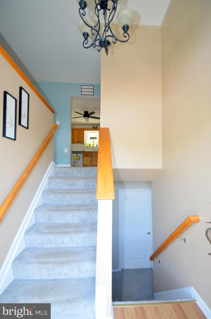 424 Whispering Wind Rd, Hancock, MD 21750